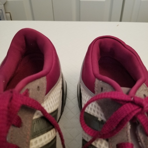 Adidas Marathon 10 Men's 11 White Low Top Sneakers Trainers SEE PHOTOS FLAW - Picture 10 of 11